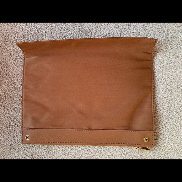 Danier leather beige laptop bag - Picture 4 of 6